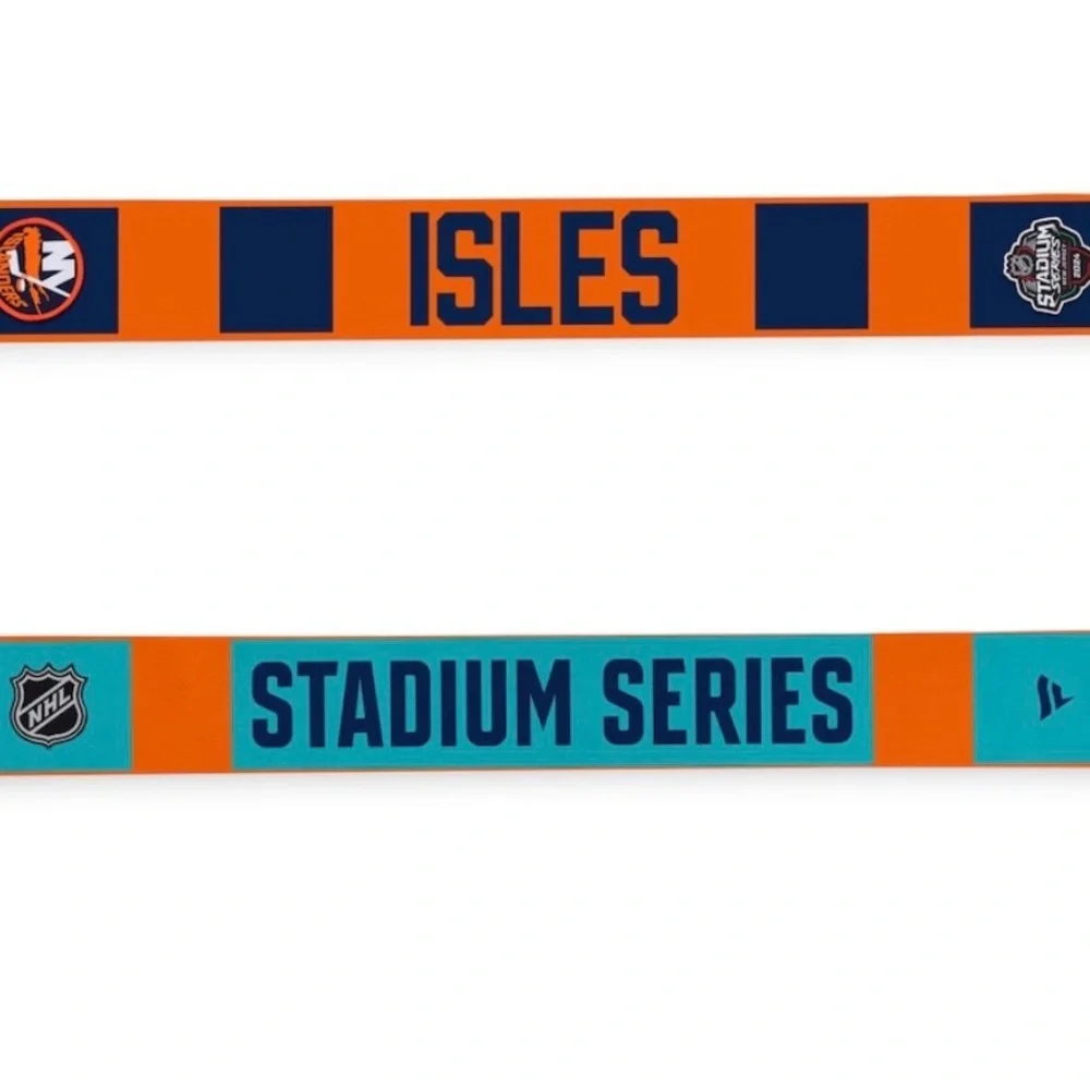 New York Islanders Fanatics 2024 NHL Stadium Series Tram Scarf NWOT